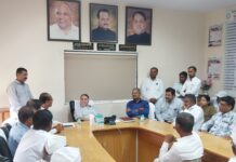 शेतकऱ्यांना येणाऱ्या सर्व शासकीय अडचणी सोडवण्यासाठी सहकार्य करु – माजी मंत्री दिलीप वळसे पाटील